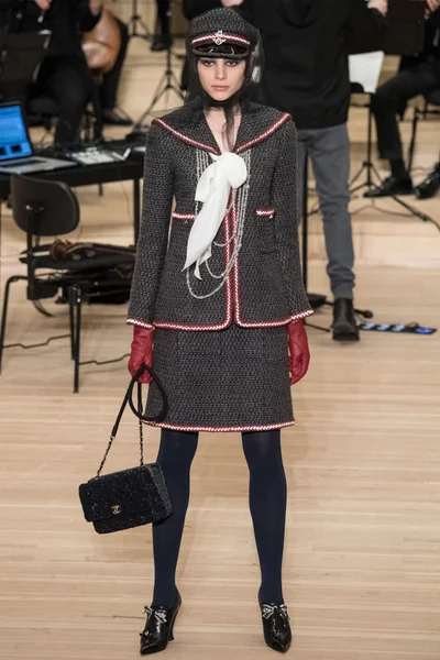 Look 21